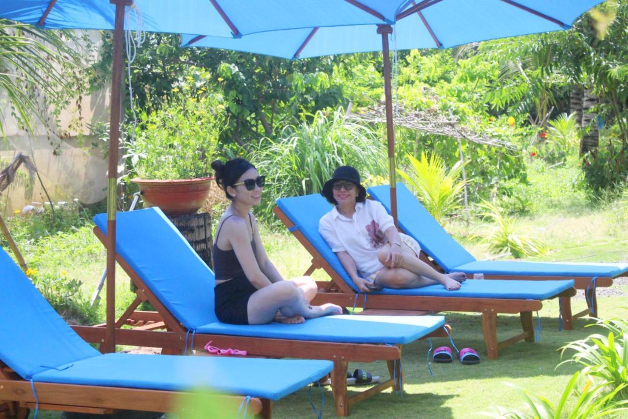 Me Bungalow Beach Resort 潘切 外观 照片