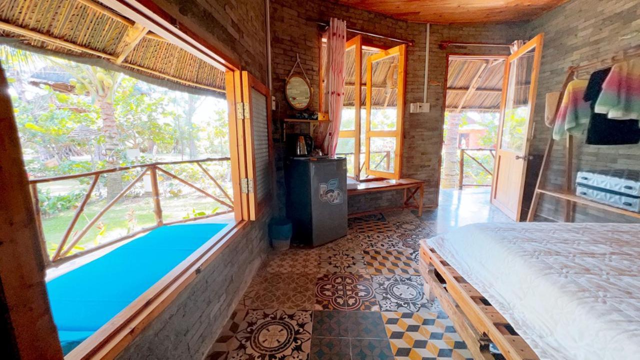 Me Bungalow Beach Resort 潘切 外观 照片
