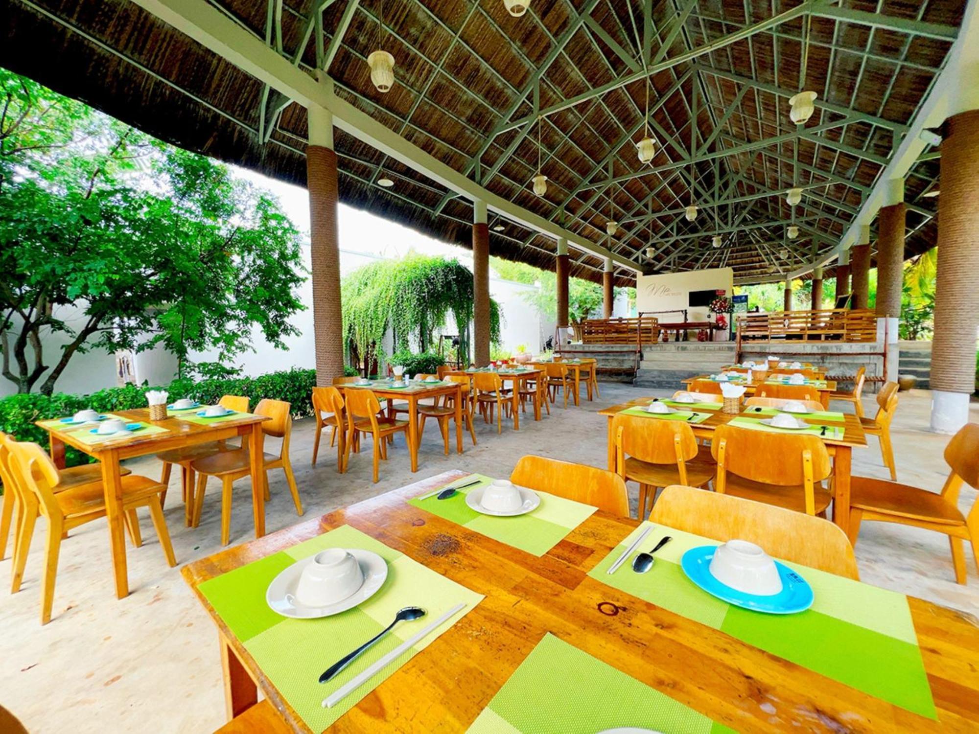 Me Bungalow Beach Resort 潘切 外观 照片